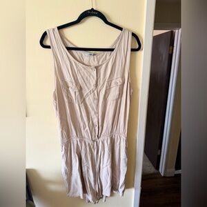 Ci Sono Neutral Beige Sleeveless Button Romper